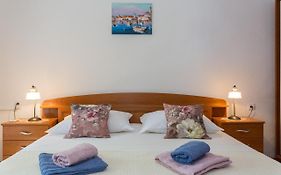 Apartment Perovic